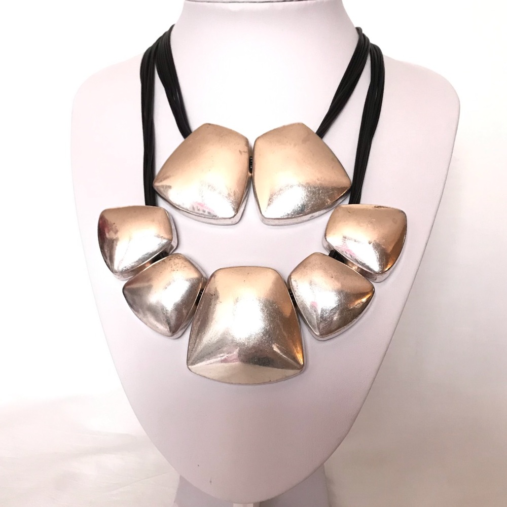 Double bold necklace - Picture 3 of 3